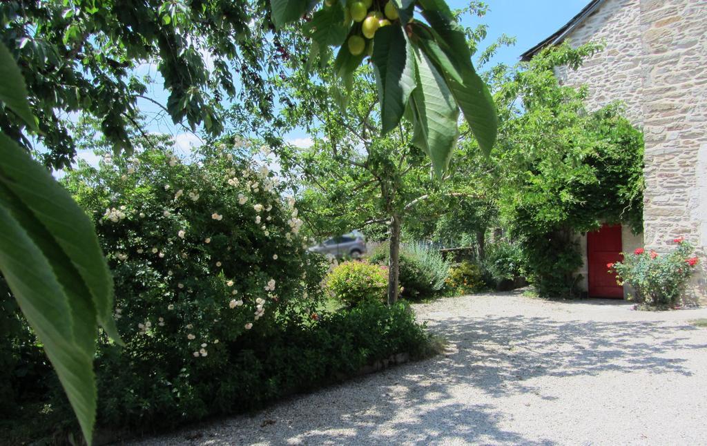 Le Couvent De Jouels Sauveterre-de-Rouergue Exterior foto